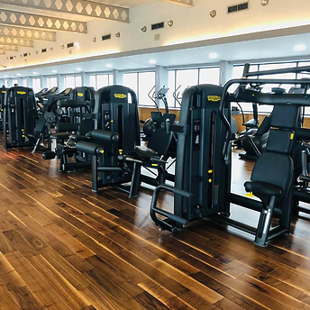 GOLD'S GYM